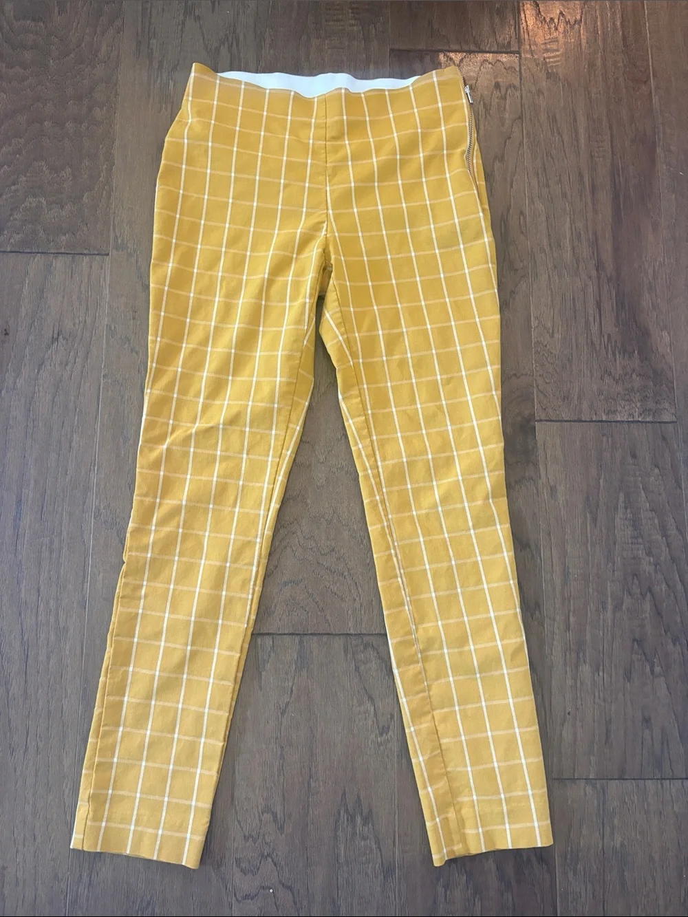 A New Day Mustard Yellow Windowpane Slim Pants in Perfect Stretch. Size 2.